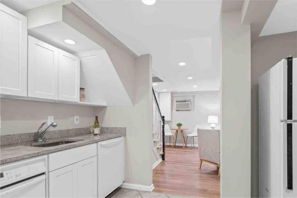 Ferienwohnung Glover Park/Georgetown Oasis With Parking Washington Exterior foto