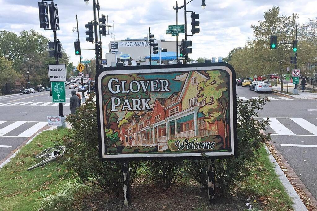 Ferienwohnung Glover Park/Georgetown Oasis With Parking Washington Exterior foto